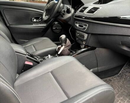 Черный Рено Меган, объемом двигателя 1.6 л и пробегом 227 тыс. км за 9000 $, фото 5 на Automoto.ua