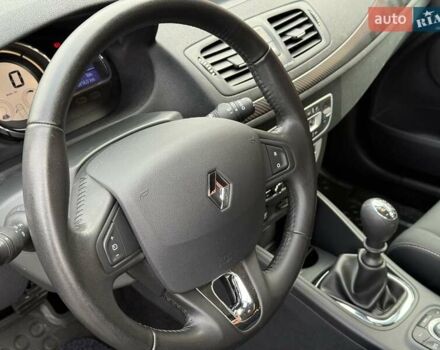 Черный Рено Меган, объемом двигателя 1.5 л и пробегом 257 тыс. км за 9350 $, фото 37 на Automoto.ua