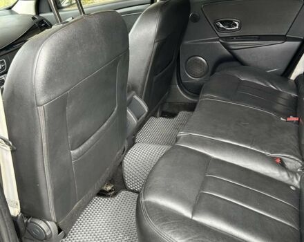 Черный Рено Меган, объемом двигателя 1.5 л и пробегом 345 тыс. км за 8300 $, фото 11 на Automoto.ua