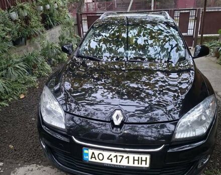 Рено Меган 2013 в Ужгороде на Automoto.ua Черный Рено Меган, объемом двигателя 1.5 л и пробегом 265 тыс. км за 7500 $, фото 1 на Automoto.ua