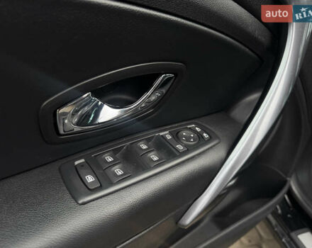 Черный Рено Меган, объемом двигателя 1.5 л и пробегом 238 тыс. км за 9200 $, фото 29 на Automoto.ua