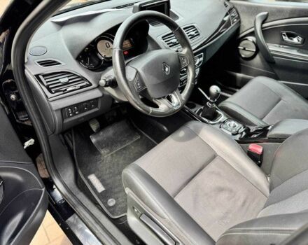 Черный Рено Меган, объемом двигателя 1.5 л и пробегом 210 тыс. км за 9300 $, фото 10 на Automoto.ua