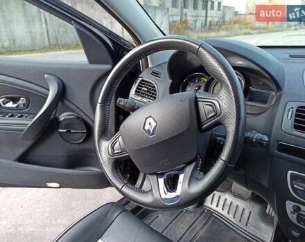 Чорний Рено Меган, об'ємом двигуна 1.46 л та пробігом 219 тис. км за 8600 $, фото 76 на Automoto.ua