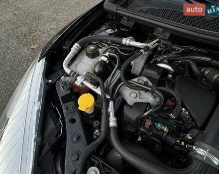 Черный Рено Меган, объемом двигателя 1.5 л и пробегом 240 тыс. км за 8950 $, фото 102 на Automoto.ua