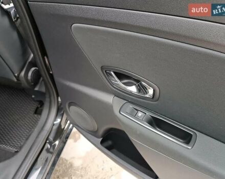 Черный Рено Меган, объемом двигателя 1.5 л и пробегом 248 тыс. км за 9540 $, фото 37 на Automoto.ua