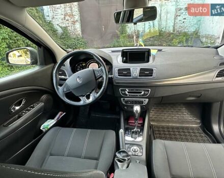 Чорний Рено Меган, об'ємом двигуна 1.46 л та пробігом 240 тис. км за 7800 $, фото 16 на Automoto.ua