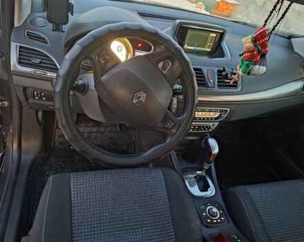 Черный Рено Меган, объемом двигателя 1.5 л и пробегом 240 тыс. км за 6500 $, фото 5 на Automoto.ua