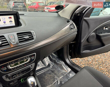 Черный Рено Меган, объемом двигателя 0 л и пробегом 221 тыс. км за 8500 $, фото 43 на Automoto.ua