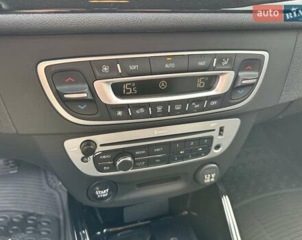 Чорний Рено Меган, об'ємом двигуна 1.6 л та пробігом 198 тис. км за 9500 $, фото 57 на Automoto.ua