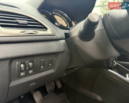 Черный Рено Меган, объемом двигателя 1.46 л и пробегом 255 тыс. км за 7000 $, фото 17 на Automoto.ua