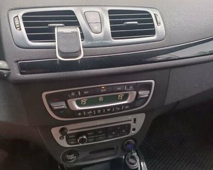 Чорний Рено Меган, об'ємом двигуна 1.5 л та пробігом 296 тис. км за 8350 $, фото 10 на Automoto.ua