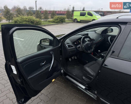 Черный Рено Меган, объемом двигателя 1.5 л и пробегом 237 тыс. км за 9300 $, фото 25 на Automoto.ua