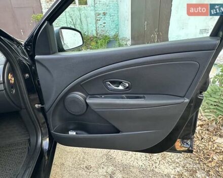 Чорний Рено Меган, об'ємом двигуна 1.46 л та пробігом 240 тис. км за 7800 $, фото 13 на Automoto.ua
