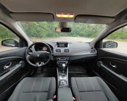 Черный Рено Меган, объемом двигателя 1.5 л и пробегом 254 тыс. км за 6700 $, фото 4 на Automoto.ua