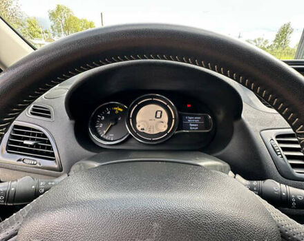 Черный Рено Меган, объемом двигателя 1.5 л и пробегом 240 тыс. км за 7700 $, фото 12 на Automoto.ua