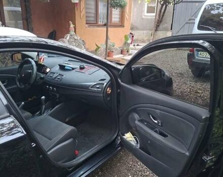 Рено Меган 2013 в Ужгороде на Automoto.ua Черный Рено Меган, объемом двигателя 1.5 л и пробегом 265 тыс. км за 7500 $, фото 5 на Automoto.ua