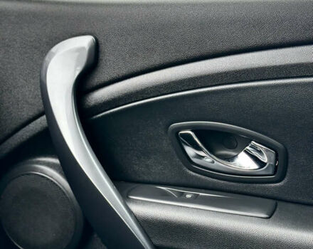 Чорний Рено Меган, об'ємом двигуна 1.5 л та пробігом 238 тис. км за 9500 $, фото 23 на Automoto.ua