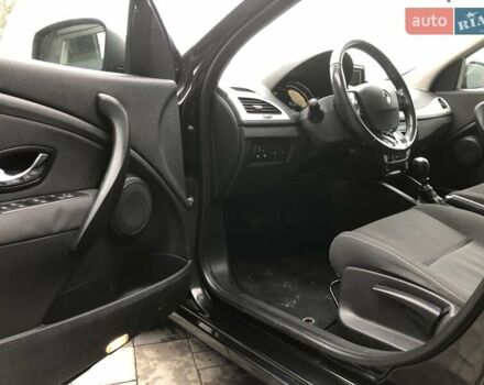 Черный Рено Меган, объемом двигателя 1.5 л и пробегом 185 тыс. км за 7600 $, фото 14 на Automoto.ua