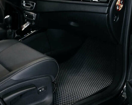 Черный Рено Меган, объемом двигателя 1.46 л и пробегом 290 тыс. км за 8400 $, фото 24 на Automoto.ua