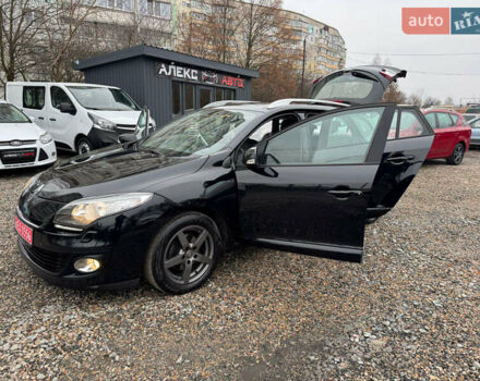 Черный Рено Меган, объемом двигателя 0 л и пробегом 221 тыс. км за 8500 $, фото 78 на Automoto.ua