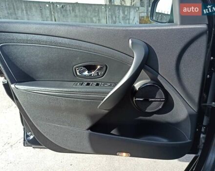 Чорний Рено Меган, об'ємом двигуна 1.46 л та пробігом 219 тис. км за 8600 $, фото 83 на Automoto.ua