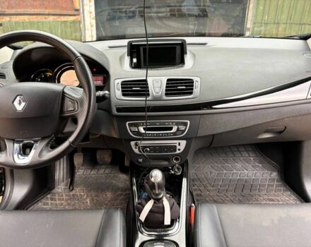 Черный Рено Меган, объемом двигателя 1.6 л и пробегом 227 тыс. км за 9000 $, фото 6 на Automoto.ua