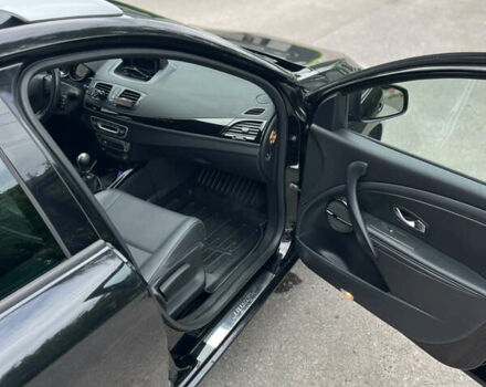 Черный Рено Меган, объемом двигателя 1.4 л и пробегом 270 тыс. км за 8500 $, фото 10 на Automoto.ua