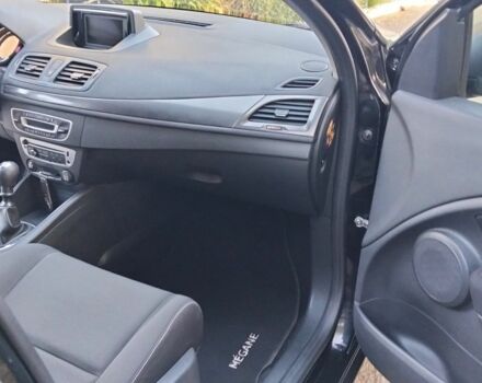 Черный Рено Меган, объемом двигателя 1.5 л и пробегом 233 тыс. км за 8900 $, фото 6 на Automoto.ua