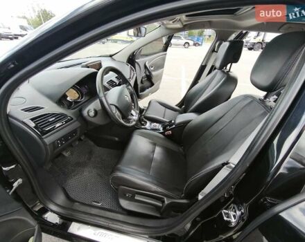 Черный Рено Меган, объемом двигателя 1.46 л и пробегом 350 тыс. км за 9000 $, фото 9 на Automoto.ua