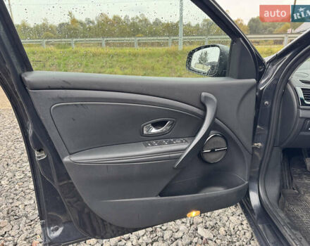 Черный Рено Меган, объемом двигателя 1.5 л и пробегом 280 тыс. км за 8600 $, фото 49 на Automoto.ua