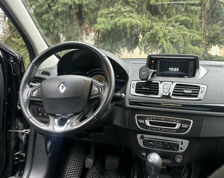 Черный Рено Меган, объемом двигателя 1.5 л и пробегом 260 тыс. км за 8600 $, фото 17 на Automoto.ua