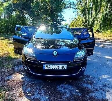 Черный Рено Меган, объемом двигателя 1.6 л и пробегом 290 тыс. км за 7200 $, фото 6 на Automoto.ua
