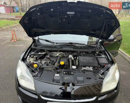 Черный Рено Меган, объемом двигателя 1.46 л и пробегом 255 тыс. км за 7000 $, фото 28 на Automoto.ua