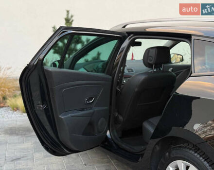 Черный Рено Меган, объемом двигателя 1.5 л и пробегом 238 тыс. км за 8700 $, фото 39 на Automoto.ua