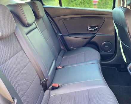 Рено Меган 2014 в Полтаве на Automoto.ua Черный Рено Меган, объемом двигателя 1.5 л и пробегом 229 тыс. км за 10740 $, фото 30 на Automoto.ua