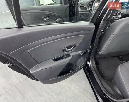 Чорний Рено Меган, об'ємом двигуна 1.6 л та пробігом 128 тис. км за 8900 $, фото 56 на Automoto.ua