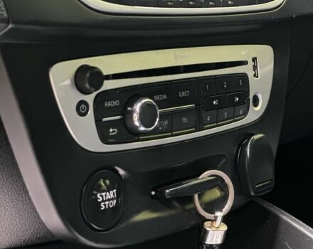 Чорний Рено Меган, об'ємом двигуна 1.5 л та пробігом 254 тис. км за 8700 $, фото 6 на Automoto.ua