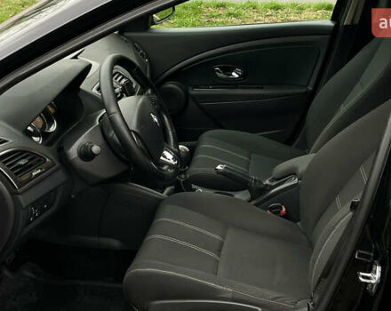 Черный Рено Меган, объемом двигателя 1.46 л и пробегом 318 тыс. км за 7500 $, фото 13 на Automoto.ua