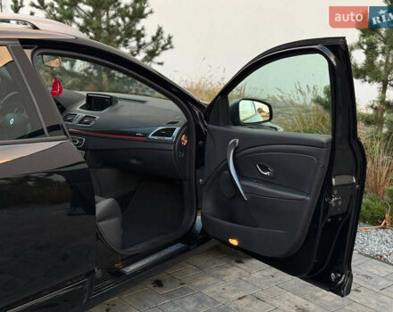 Черный Рено Меган, объемом двигателя 1.5 л и пробегом 238 тыс. км за 8700 $, фото 45 на Automoto.ua