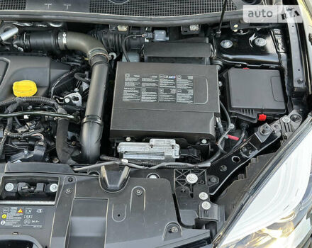 Черный Рено Меган, объемом двигателя 1.6 л и пробегом 207 тыс. км за 10850 $, фото 77 на Automoto.ua