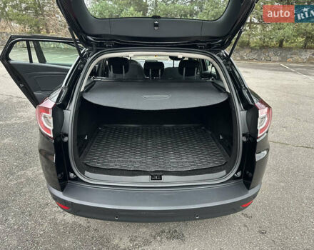 Чорний Рено Меган, об'ємом двигуна 1.46 л та пробігом 266 тис. км за 7700 $, фото 8 на Automoto.ua