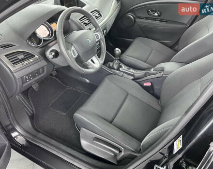 Чорний Рено Меган, об'ємом двигуна 1.6 л та пробігом 128 тис. км за 8900 $, фото 62 на Automoto.ua