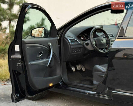 Черный Рено Меган, объемом двигателя 1.5 л и пробегом 238 тыс. км за 8700 $, фото 28 на Automoto.ua