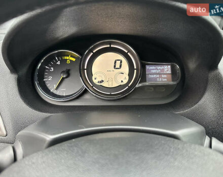 Чорний Рено Меган, об'ємом двигуна 1.46 л та пробігом 266 тис. км за 7700 $, фото 13 на Automoto.ua