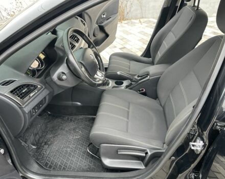 Черный Рено Меган, объемом двигателя 1.5 л и пробегом 294 тыс. км за 7999 $, фото 11 на Automoto.ua