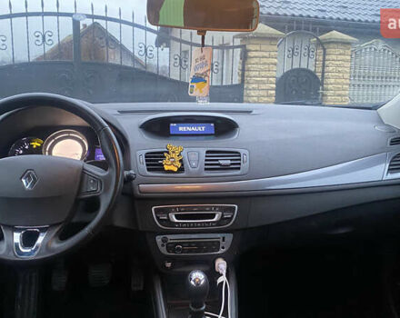 Черный Рено Меган, объемом двигателя 1.5 л и пробегом 214 тыс. км за 8700 $, фото 4 на Automoto.ua