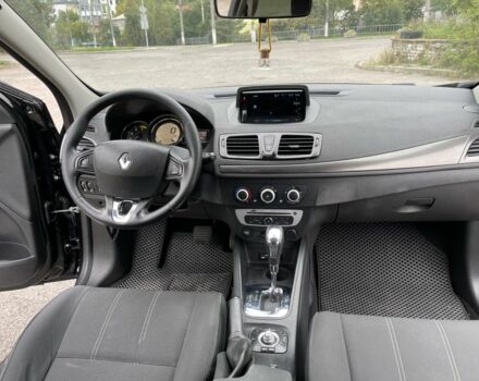 Черный Рено Меган, объемом двигателя 1.5 л и пробегом 260 тыс. км за 7700 $, фото 10 на Automoto.ua