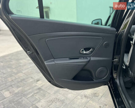 Черный Рено Меган, объемом двигателя 1.6 л и пробегом 221 тыс. км за 10900 $, фото 22 на Automoto.ua