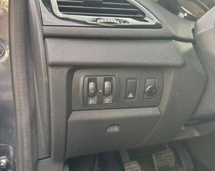 Черный Рено Меган, объемом двигателя 1.5 л и пробегом 256 тыс. км за 8800 $, фото 29 на Automoto.ua