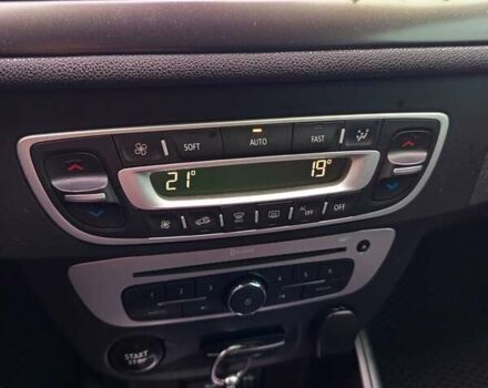 Чорний Рено Меган, об'ємом двигуна 1.46 л та пробігом 294 тис. км за 8000 $, фото 15 на Automoto.ua